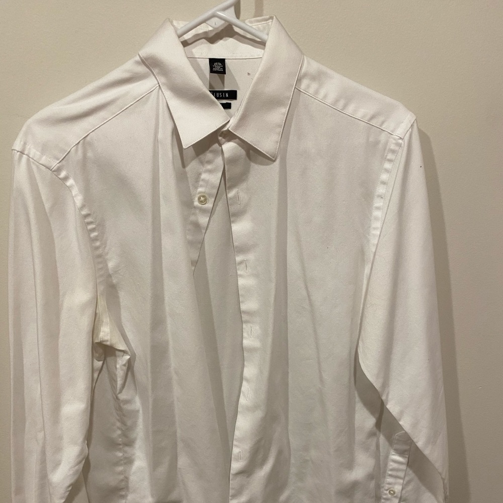 White dress shirt